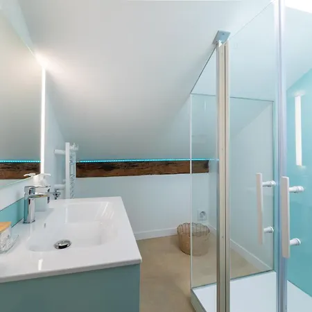 Le Bleu - T2 Climatise - Chic Et Renove *